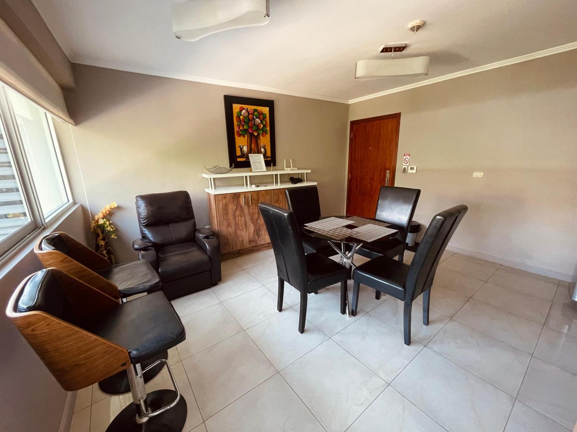 Suite Frente Al Rio En Puerto Santa Ana Riverfront Guayaquil Esterno foto