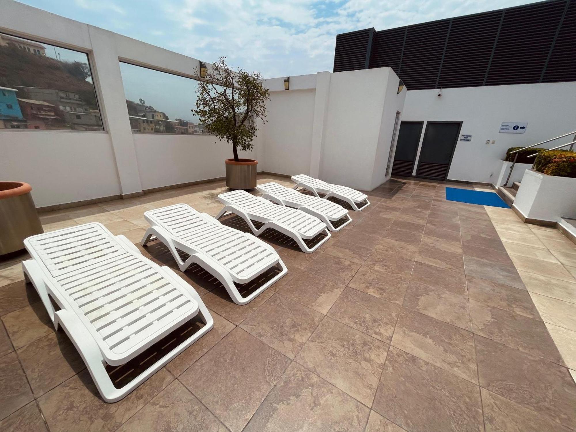 Suite Frente Al Rio En Puerto Santa Ana Riverfront Guayaquil Esterno foto