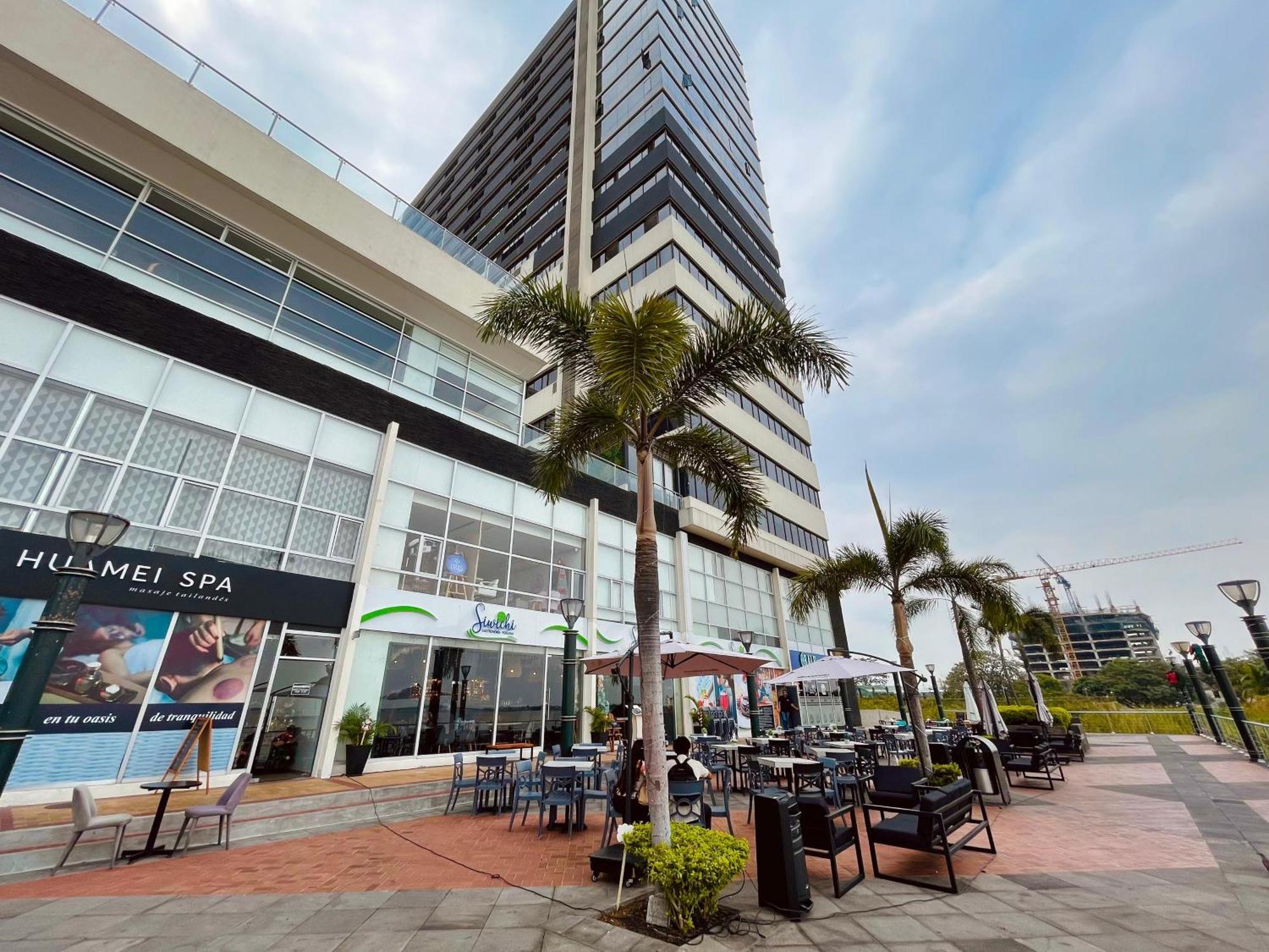 Suite Frente Al Rio En Puerto Santa Ana Riverfront Guayaquil Esterno foto